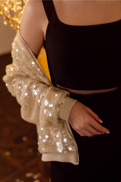 Платье полуприлегающее с сетчатой вставкой и вытачками Jolie 16467 черный - фото 4