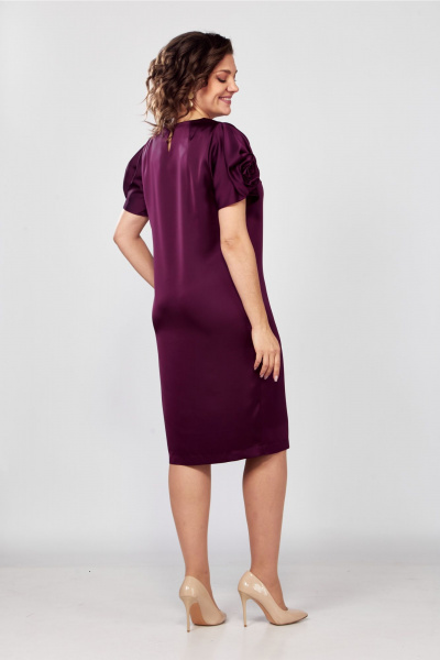 Платье-футляр из стрейч-сатина с рукавом с розой Rishelie 978 марсала - фото 2