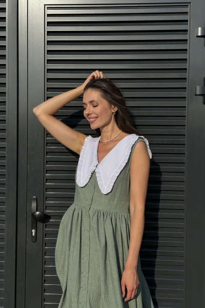 Платье умеренного объема с V-образным вырезом и отложным воротником Marshop М114-1 зеленый - фото 5