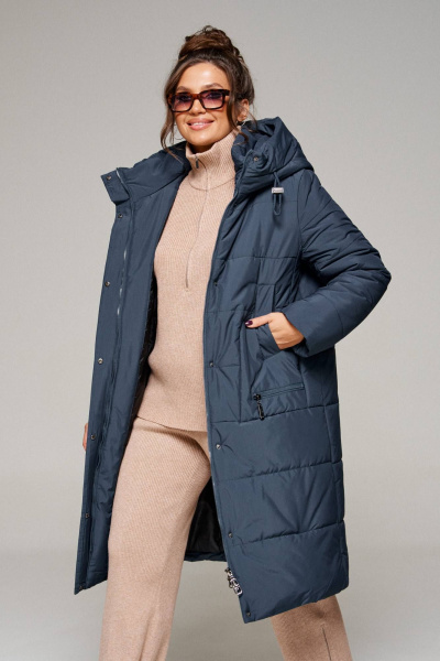 Пальто зима из текстиля с капюшоном и карманами Beautiful&Free 6292 синий - фото 8