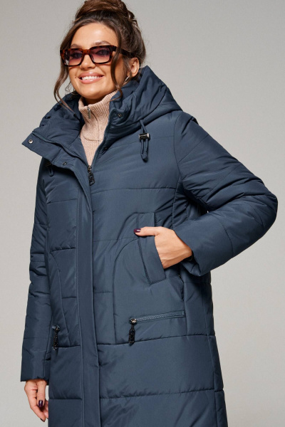 Пальто зима из текстиля с капюшоном и карманами Beautiful&Free 6292 синий - фото 5