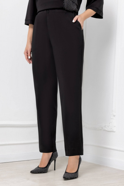 Демисезонный черный трикотажный костюм с брюками и джемпером Gold Style 2599 черный - фото 5