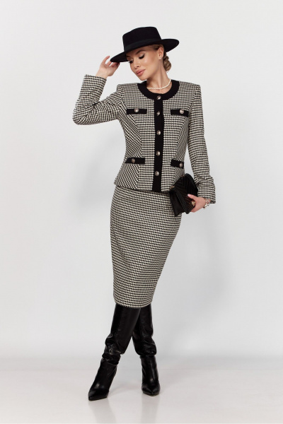 Костюм из трикотажа в стиле CHANEL с юбкой и жакетом DOGGI 1645 бежевый+черный - фото 1