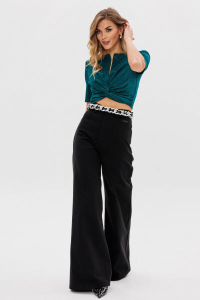 Круглогодичная нарядная блузка из текстиля с рельефами EOLA 2793 изумруд - фото 4