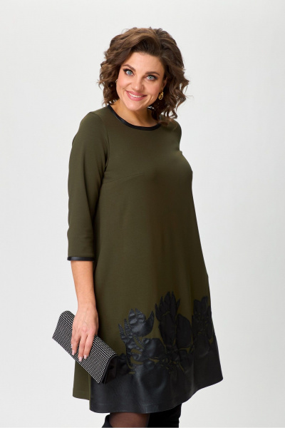 Платье трапециевидное из трикотажа с вышивкой из эко кожи Michel chic 2140 хаки - фото 7