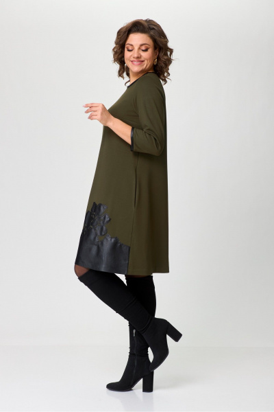 Платье трапециевидное из трикотажа с вышивкой из эко кожи Michel chic 2140 хаки - фото 5