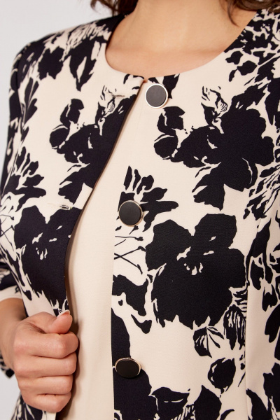 Жакет и платье костюм из поливискозной ткани с принтом Swallow 797 бежевый,принт"чёрные_цветы" - фото 9
