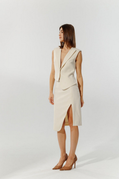 Молочная юбка-карандаш из вискозы с асимметричным разрезом DEVITA 2005-1 молочный - фото 2