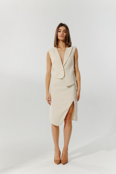 Молочная юбка-карандаш из вискозы с асимметричным разрезом DEVITA 2005-1 молочный - фото 1
