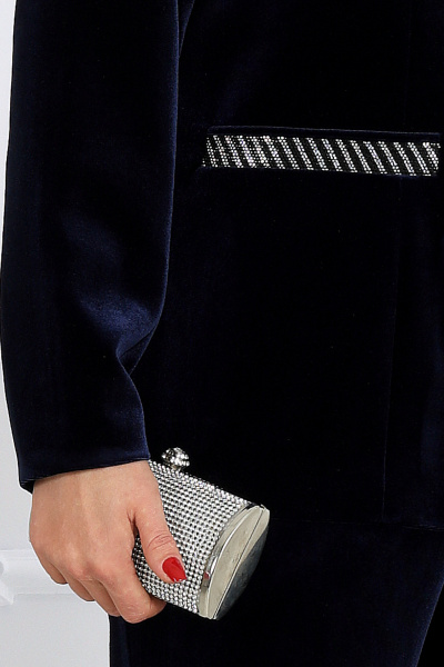 Премиальный костюм из велюра: жакет с брючками для торжественных случаев Ninele 6039 синий - фото 3