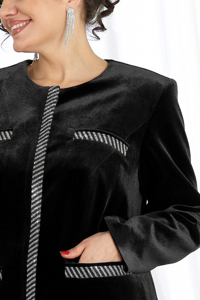 Элегантный костюм из велюра: жакет и брюки для деловых мероприятий Ninele 6039 черный - фото 7