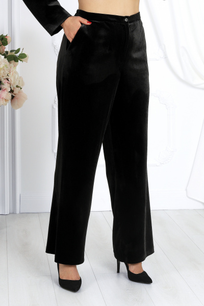 Элегантный костюм из велюра: жакет и брюки для деловых мероприятий Ninele 6039 черный - фото 10