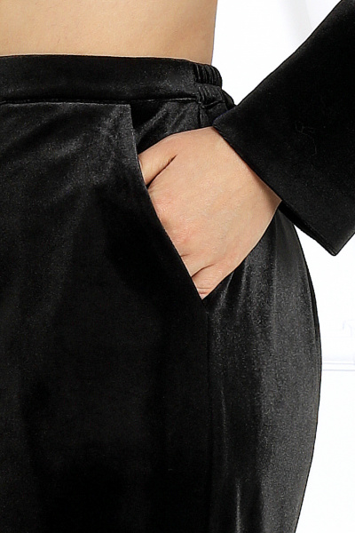 Элегантный костюм из велюра: жакет и брюки для деловых мероприятий Ninele 6039 черный - фото 11