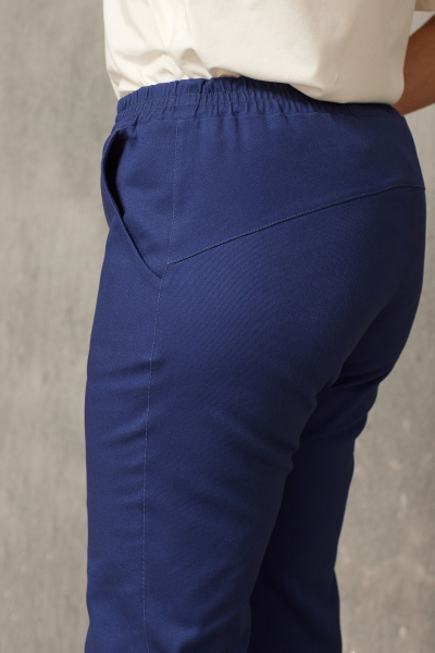 Демисезонные джинсы клеш с высокой посадкой и стрелками BegiModa 6060 сапфир - фото 7