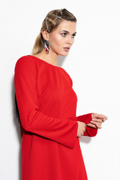 Платье с фигурным вырезом и рюшей на спине Luna 206 красный - фото 5