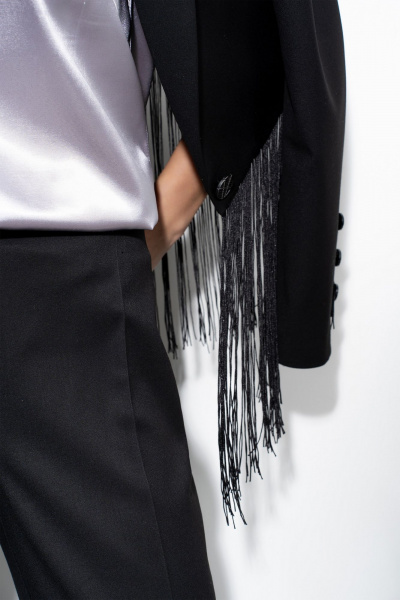 Черный костюм брюки и жакет с высокой посадкой и декором Luna 207 чёрный - фото 11