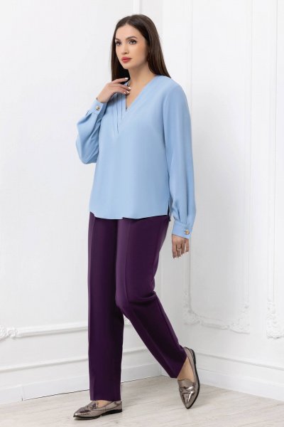 Голубая деловая блузка из текстиля с плиссированной вставкой Gold Style 2689 - фото 4