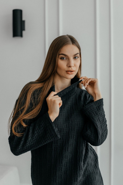 Платье миди из трикотажа с длинным рукавом и расклешенным низом Стильная леди 1055 черный - фото 4