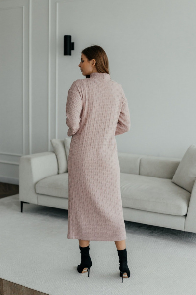 Миди платье из трикотажа с поясом и длинным рукавом Стильная леди 1055 розовый - фото 4