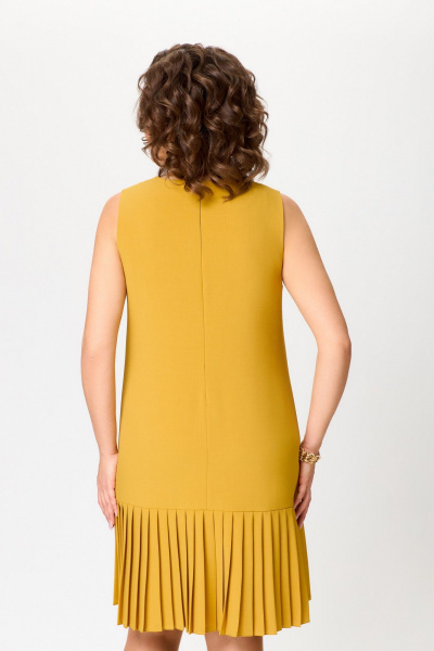 Платье оранжевое полуприлегающего силуэта с складками Svetlana-Style 1973 горчица - фото 2