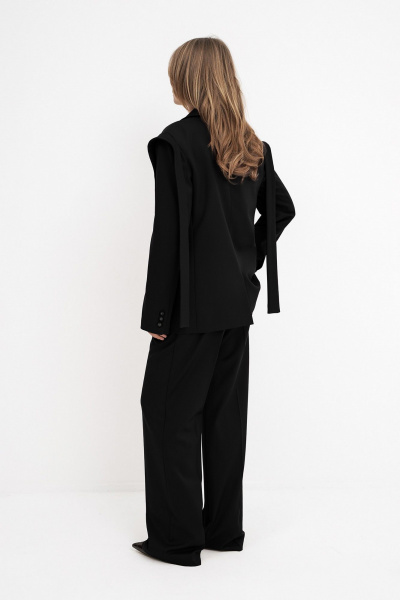 Деловой костюм-двойка из текстильного жакета и брюк PiRS 5764 черный - фото 2