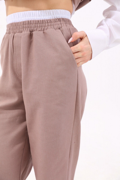 Бежевые джинсовые прямые брюки с двойным поясом NikVa 934-1 песок - фото 8