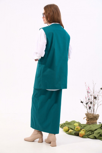 Бирюзовый джинсовый костюм с жилетом и юбкой NikVa 935-2 изумруд - фото 6