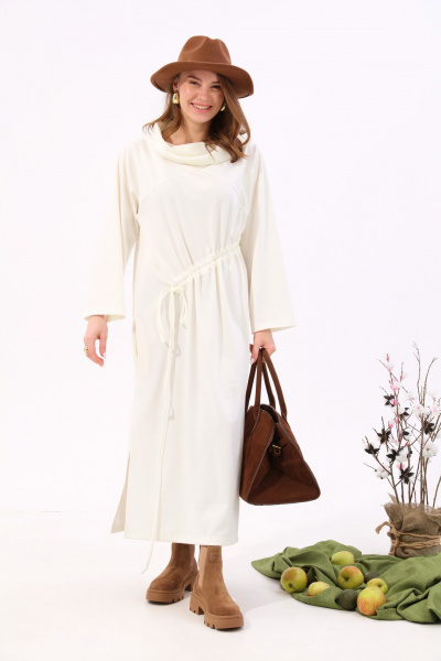 Платье миди из трикотажа с карманами и свободным силуэтом NikVa 940-1 молоко - фото 3