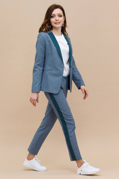 Голубой костюм из вискозы с лампасами на брюках и жакете Domna 16042 серо-зеленый - фото 2