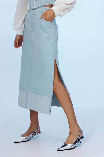 Джинсовая юбка-миди классического фасона с карманами Butеr 3018 голубой - фото 2