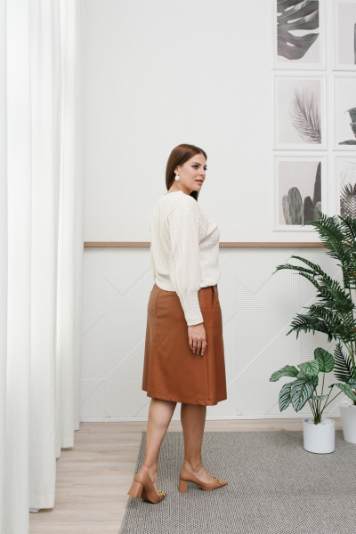 Кожаная миди юбка-трапеция с прорезными карманами MONA STYLE 23043 кэмел - фото 10