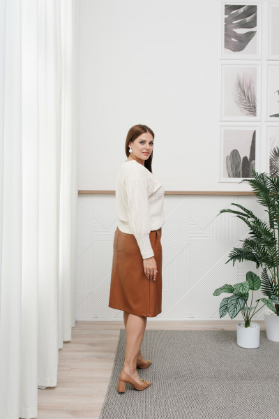 Кожаная миди юбка-трапеция с прорезными карманами MONA STYLE 23043 кэмел - фото 9