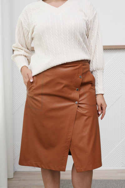 Кожаная миди юбка-трапеция с прорезными карманами MONA STYLE 23043 кэмел - фото 4