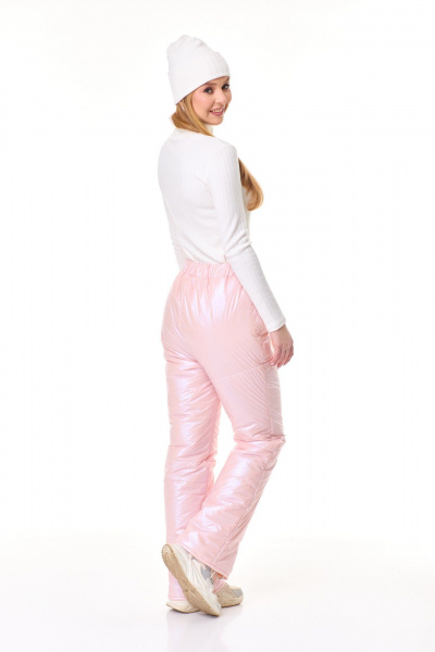 Теплый комплект брюки и водолазка из вискозы и плащёвой ткани T&N 7597 топленое_молоко/розовый_перламутр - фото 5