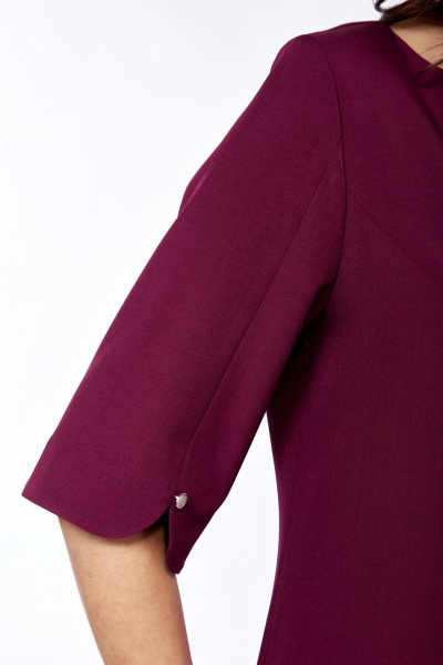 Платье нарядное из плательной ткани с пуговицами и разрезом Jurimex 3218 винный - фото 7