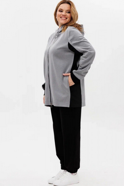 Трикотажный костюм из двух тканей с карманами и резинкой AMUARt 1005-1 черный+серый - фото 5
