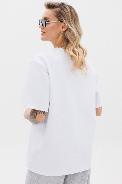 Белая оверсайз футболка с контрастной печатью GO F1001a/01-01. 164-170 - фото 4