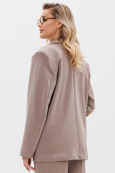 Oversize бежевый жакет с широкими плечами из трикотажа GO F4105/04-03. 170-176 - фото 2