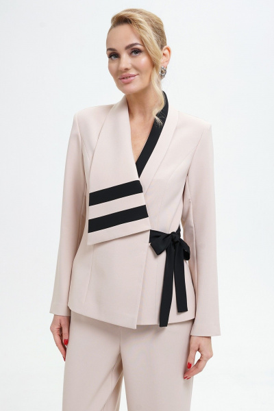 Брюки и жакет прямого силуэта из текста из текстиля Alani Collection 2280 пудра - фото 7