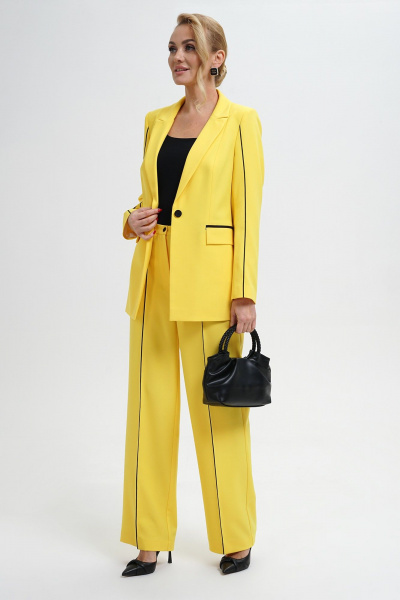 Деловой костюм с жакетом и брюками из текстиля Alani Collection 2281 желтый - фото 2