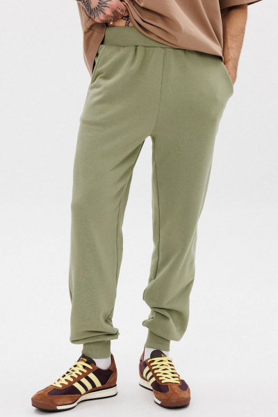 Брюки зауженные с манжетами и поясом из кашкорсе GO M2070/26-02. 182-188 - фото 1