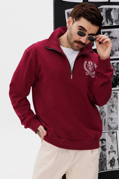 Красный джемпер из трикотажа с вышивкой и молнией GO M4077/12-01. 182-188 - фото 3