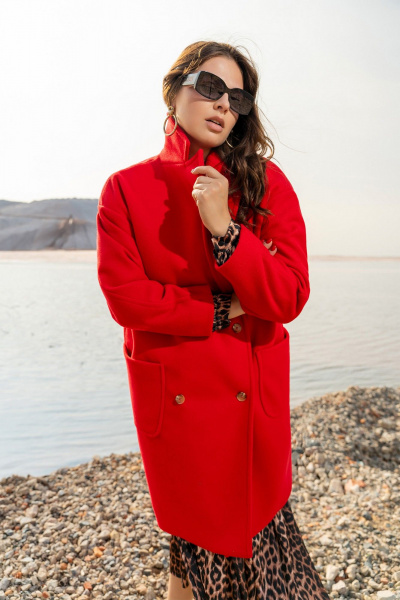 Двубортное пальто из пальтовой ткани с карманами Andina 1007 красное - фото 7