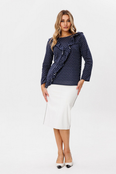 Блуза с V-образной кокеткой и асимметричным рюшем Anelli 1374 фиода - фото 6