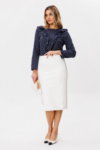 Блуза с V-образной кокеткой и асимметричным рюшем Anelli 1374 фиода - фото 4