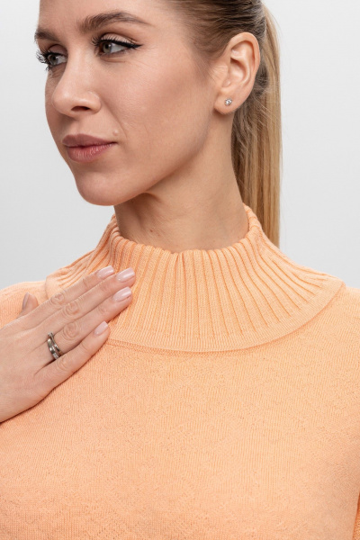 Джемпер вязаный оранжевый свободный с круглым воротом AREOLA 10452 абрикос - фото 7
