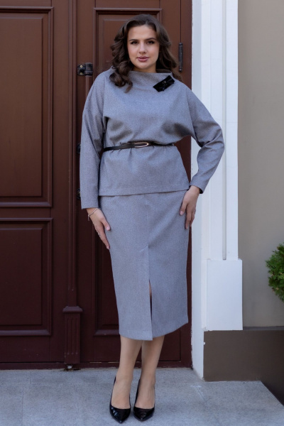 Двухпредметный костюм из текстиля с юбкой и блузой Andina city 9055-25 серый_елочка - фото 1