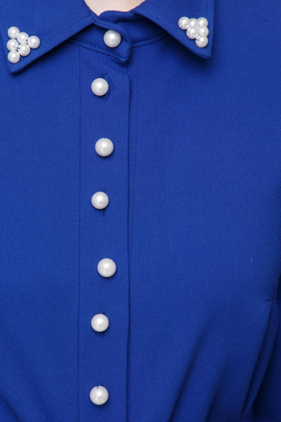 Платье приталенное с накидом и жемчугом Swarovski Domna 381 синий - фото 7