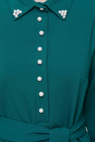 Платье отрезное по линии талии с поясом и вытачками Domna 382 зеленый - фото 8