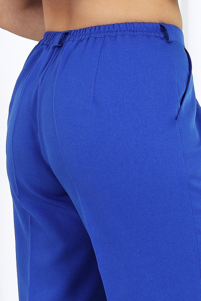 Брюки и жакет классического кроя из костюмной ткани Ninele 6047 василек - фото 16